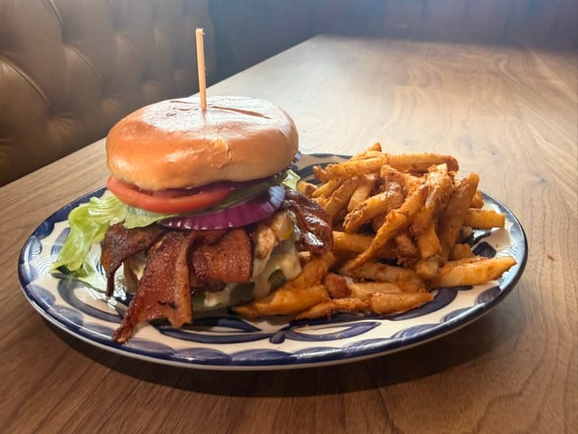 El Rodeo Burger.