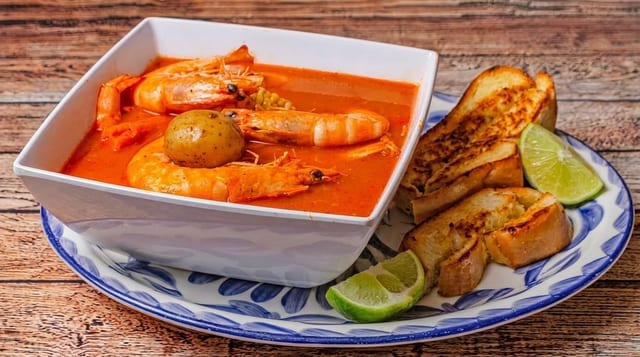 Caldo de Camarón.
